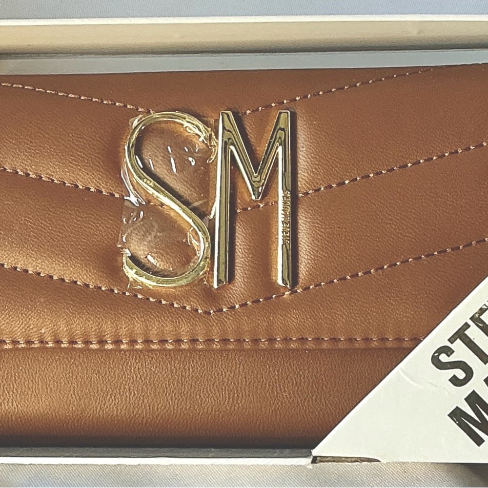 ★ Steve Madden Brown Chevron Wallet Clutch Gold SM Logo NWT - Thumbnail 5