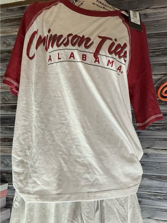 ★ Alabama Crimson Tide Raglan Tee NWT Red White Graphic Top - Thumbnail 4