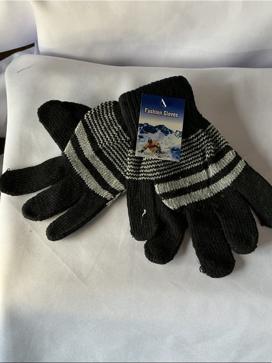 ★ Winter Knit Fashion Gloves Black Striped Stretch Cold Weather New - Thumbnail 5