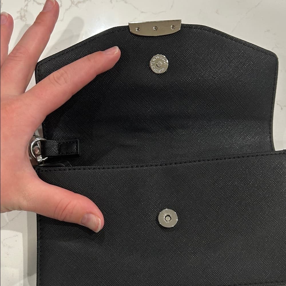 ⭐ Dana Buchman Black Wristlet Wallet Clutch Organizer Phone Case Purse - Thumbnail 4