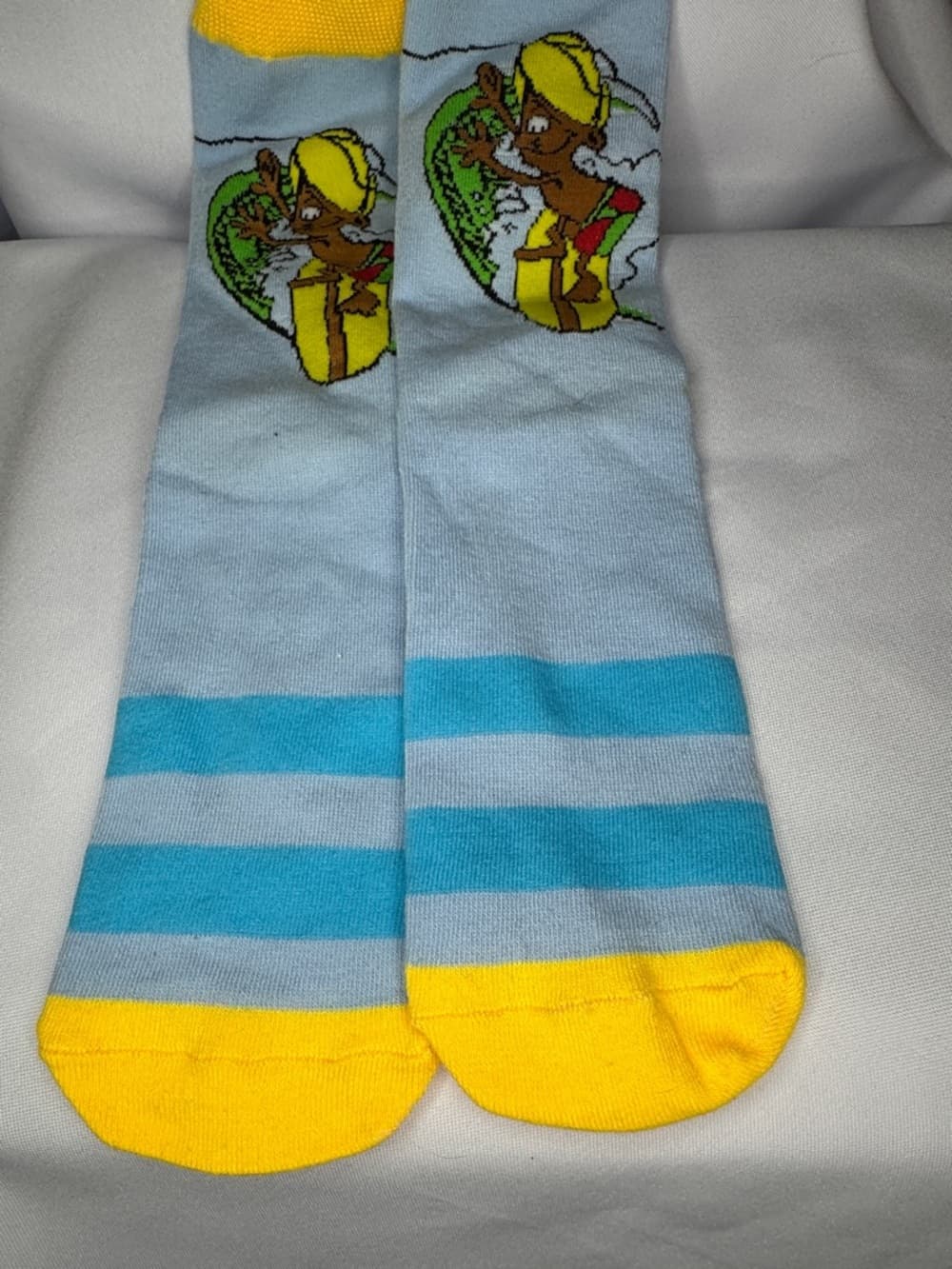 ★ Cartoon Surfing Mouse Crew Socks Fun Novelty Character Socks - Thumbnail 4