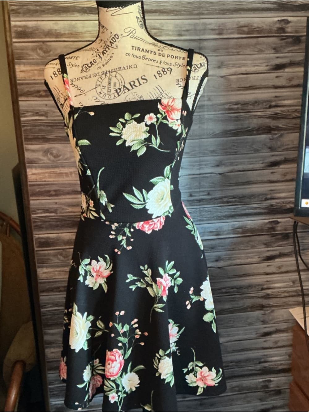 ★ Floral Fit & Flare Sundress Adjustable Strap Midi Dress