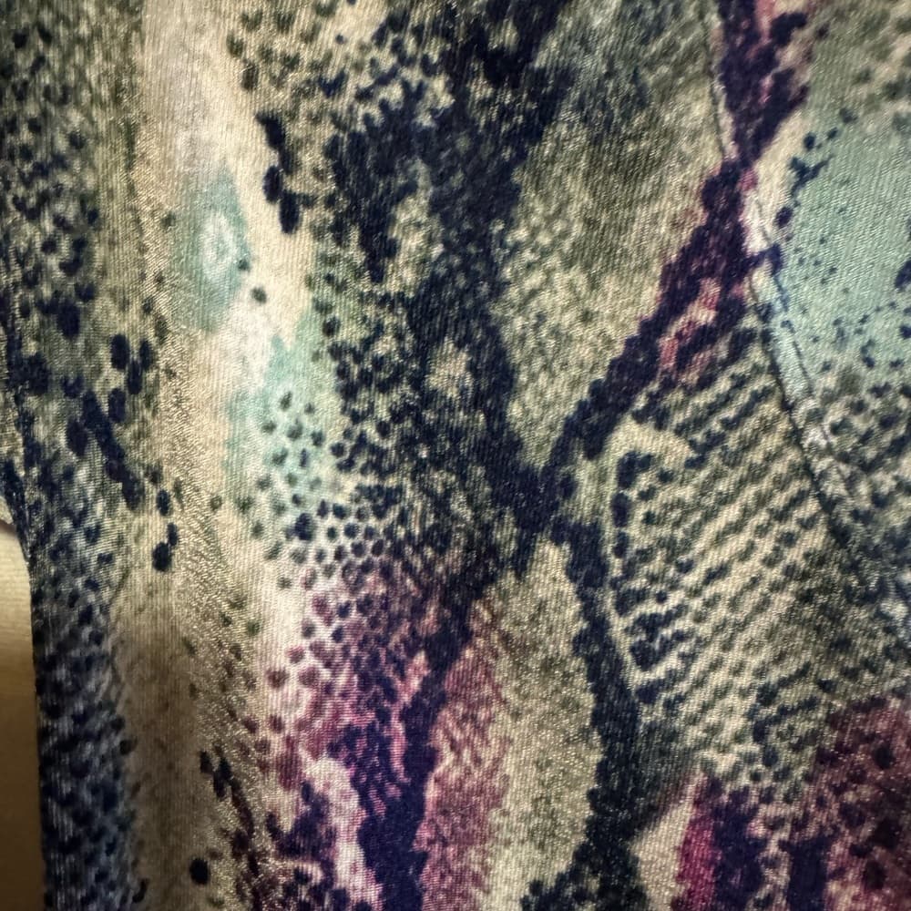 ★ Snake Print Tunic Top Purple Pink Gray Short Sleeve XL Stretch - Thumbnail 3