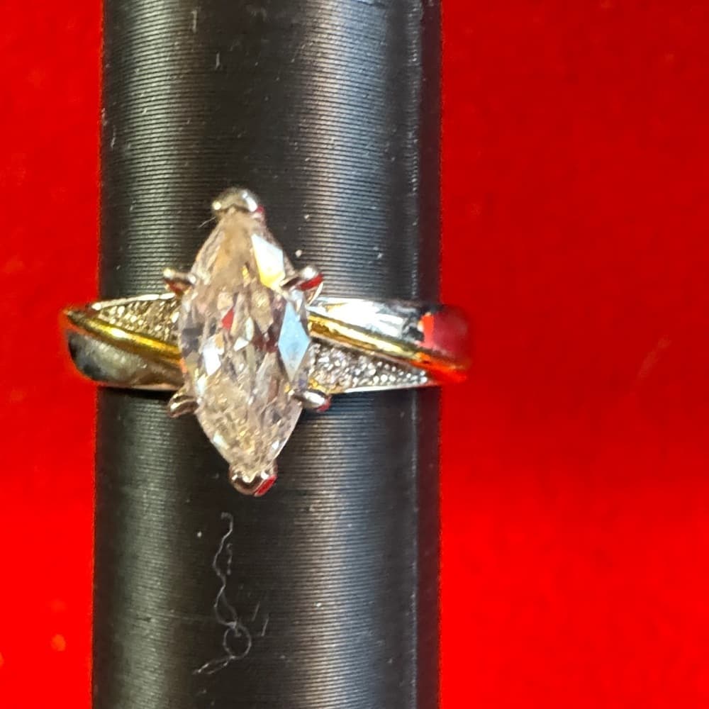 ★ Silver Tone Marquise CZ Solitaire Ring Elegant Promise Glam - Thumbnail 2