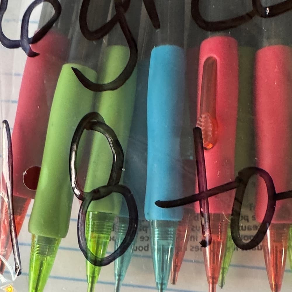 ★ Pack of 6 Blue & Red Gel Pens Smooth Writing School Office Supplies - Thumbnail 3