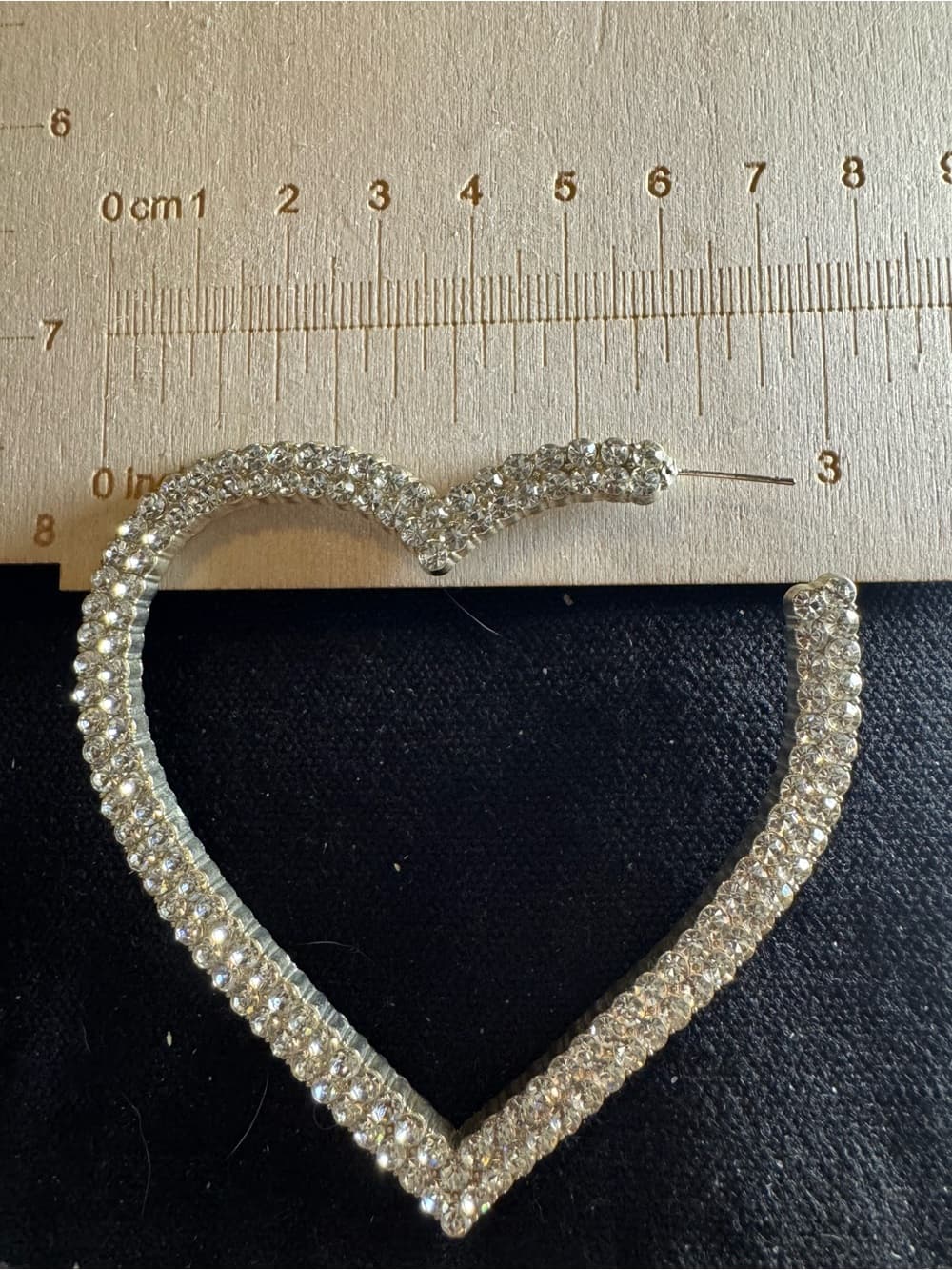★ Rhinestone Heart Hoop Earrings Sparkly Silver Statement Earrings - Thumbnail 8