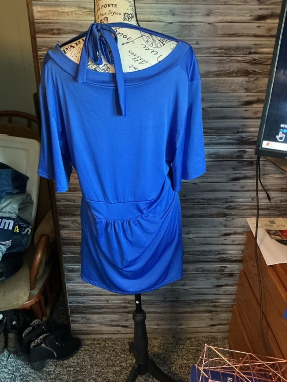 Elegant Blue Women's Top