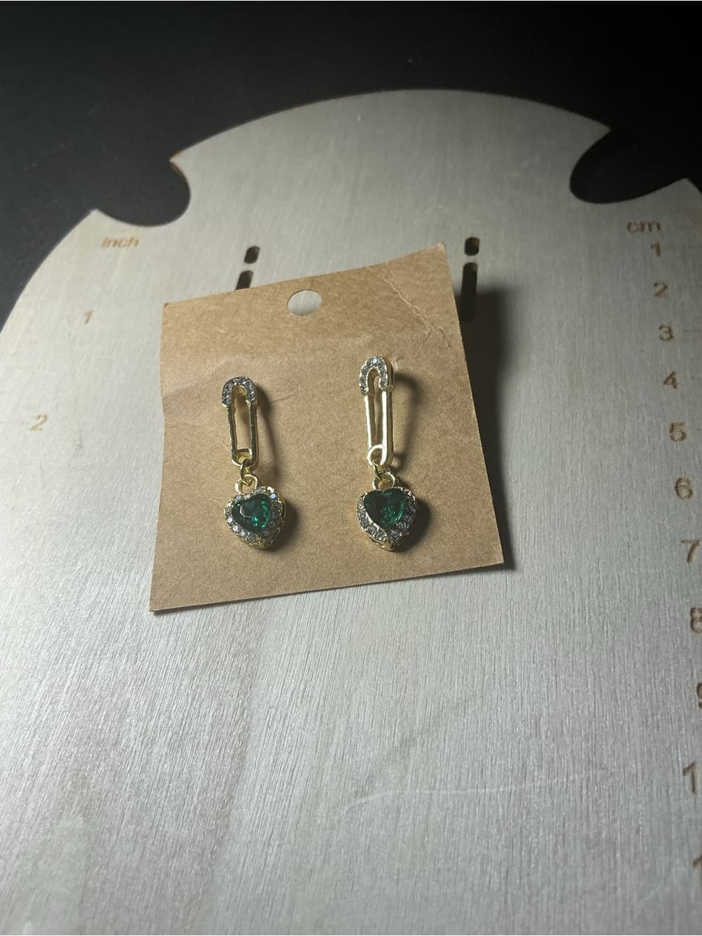 ⭐ Emerald Green Heart Drop Earrings Gold Tone Rhinestone Safety Pin - Thumbnail 2
