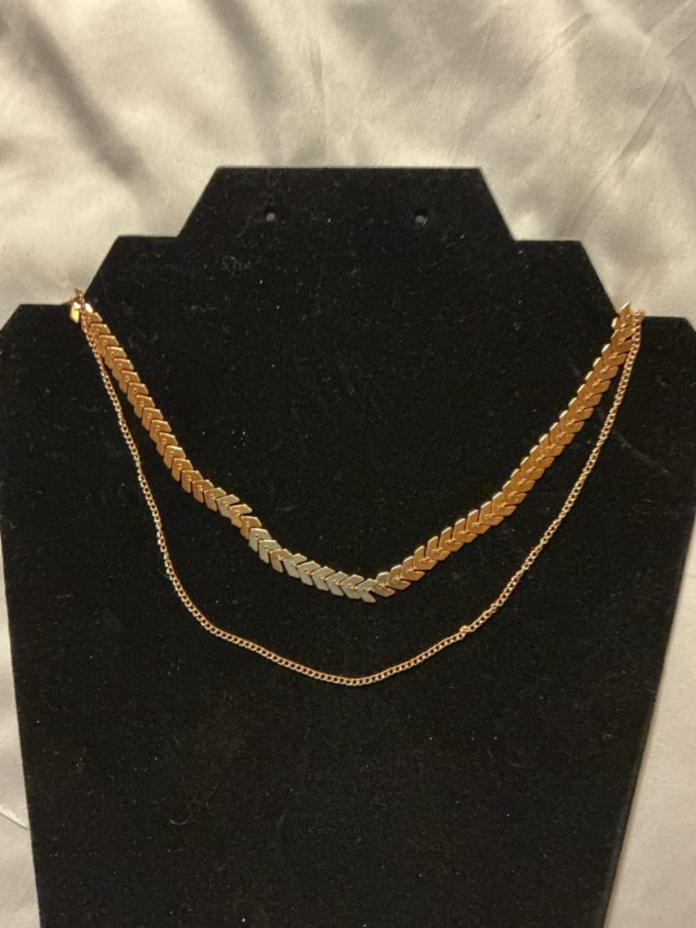 Gold Two-Layer Chevron Chain Necklace - Women Jewelry - Thumbnail 2