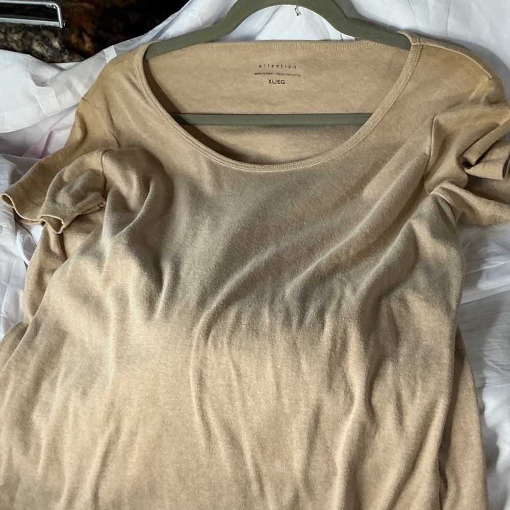 Universal Thread Tan Short Sleeve Women's Tee - Thumbnail 3