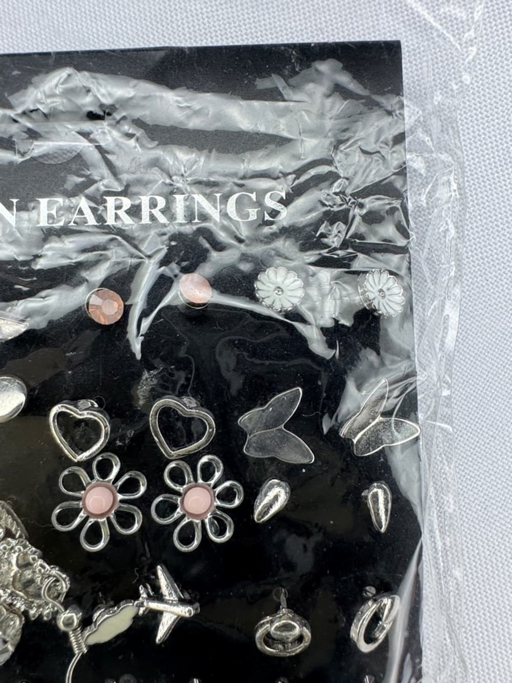 Fashion Earrings Lot 20+ Pairs Studs Hoops Dangle Mixed Styles - Thumbnail 2