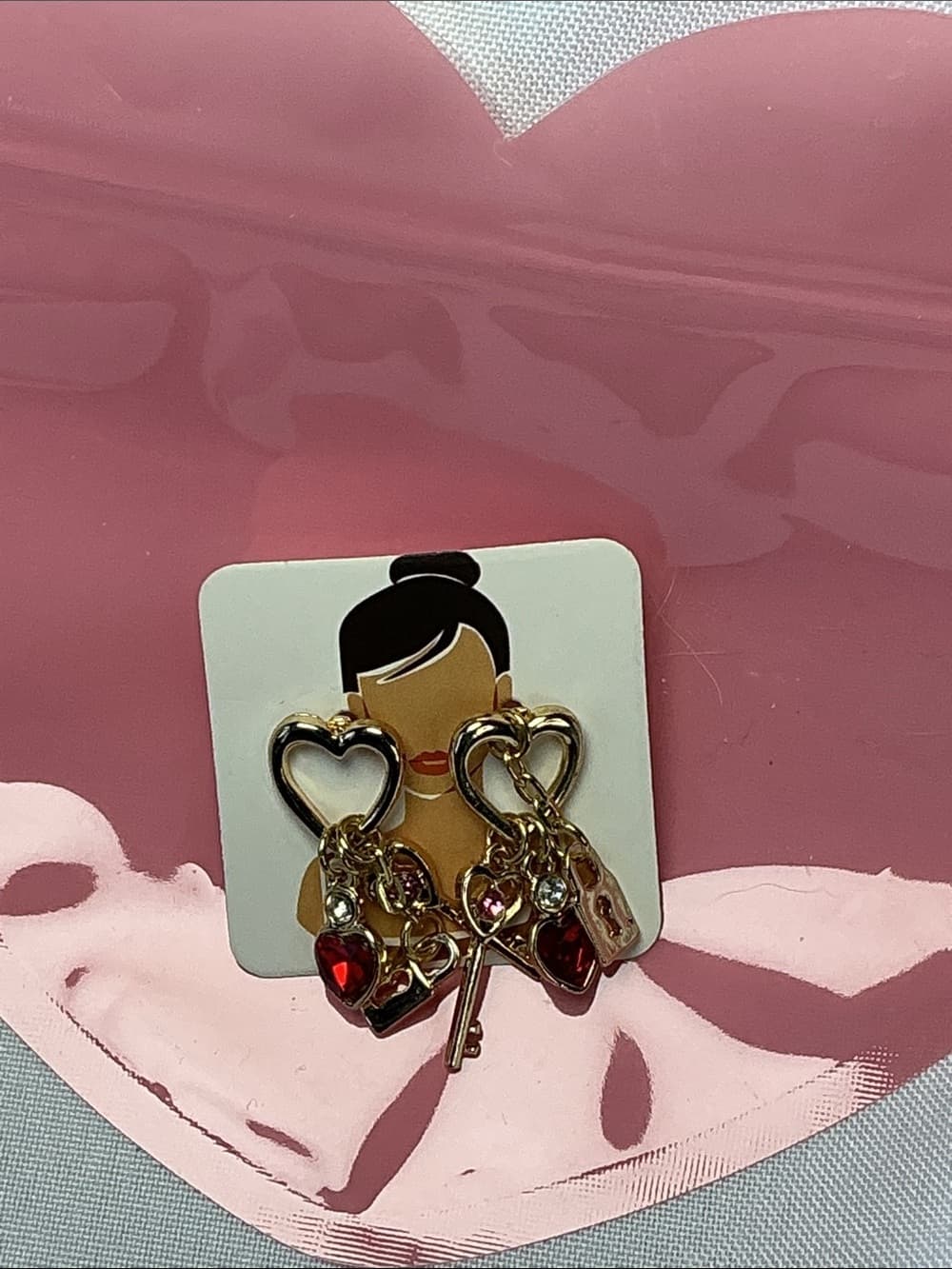 ★Gold Heart Lock Key Charm Earrings Coquette Y2K Glam - Thumbnail 4