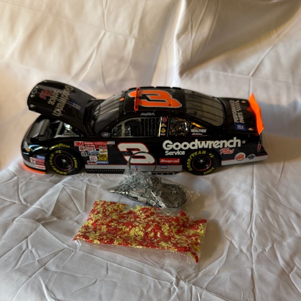 Goodwrench Service Diecast Model Car - Thumbnail 6