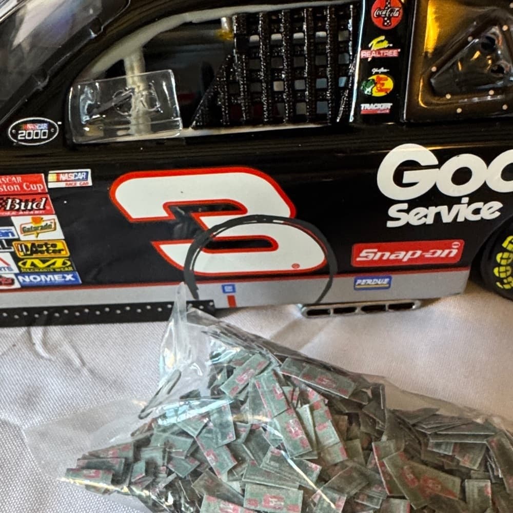 Goodwrench Service Diecast Model Car - Thumbnail 8