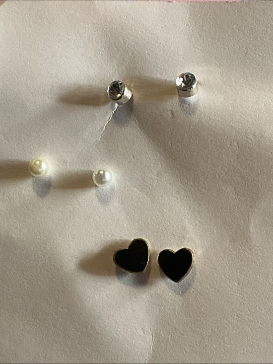 ⭐ 3 Pair Stud Earring Set Hearts Pearls Rhinestones Minimalist - Thumbnail 3