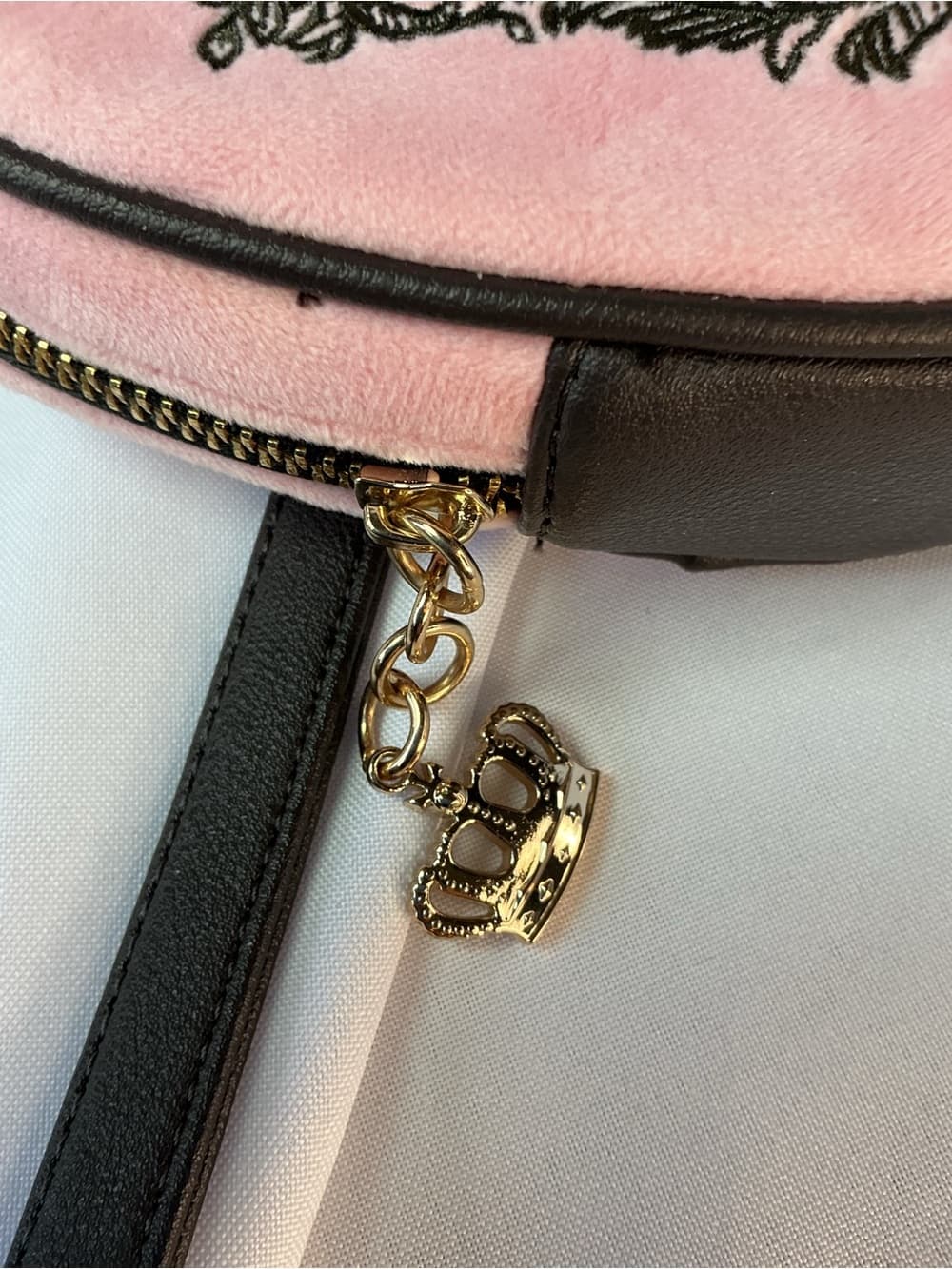 ★ Juicy Couture Pink Heart Crossbody Bag Velour Crown Y2K - Thumbnail 7