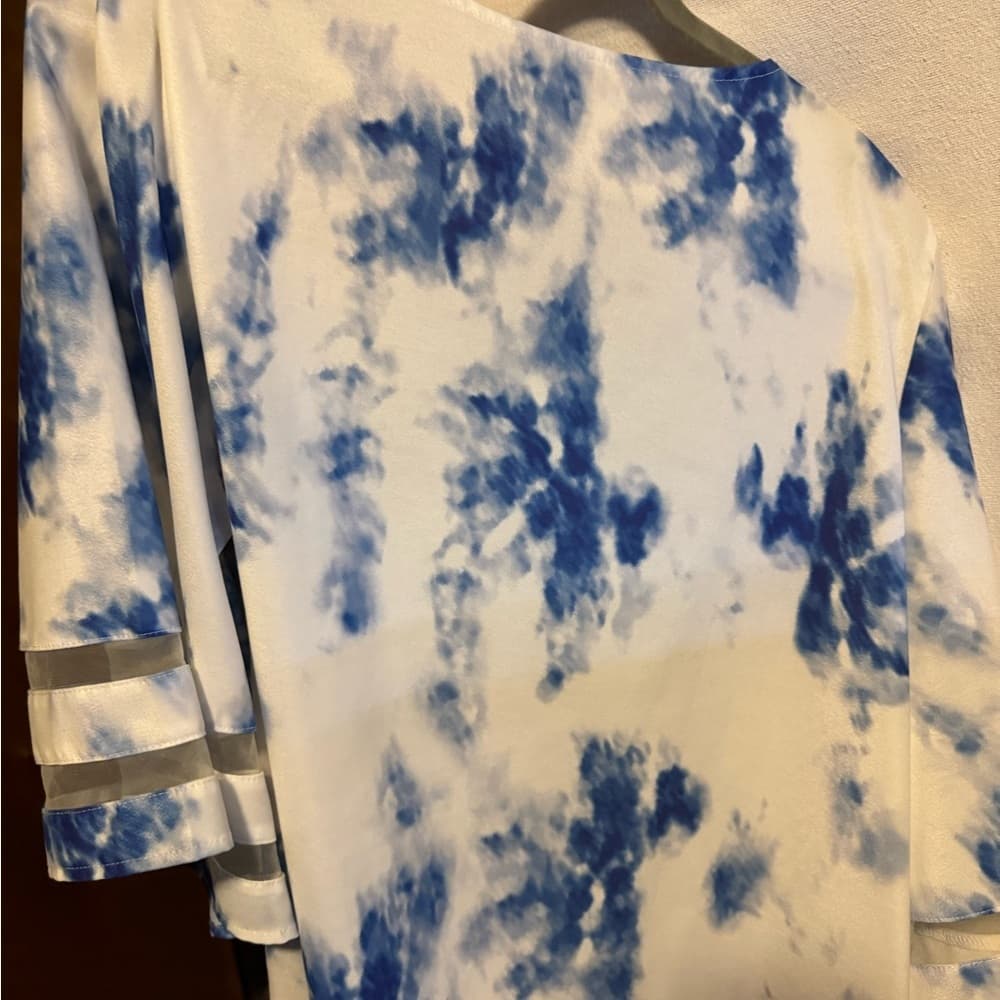 ★ Blue White Tie Dye V Neck Dress Sheer Sleeve Detail Plus Size