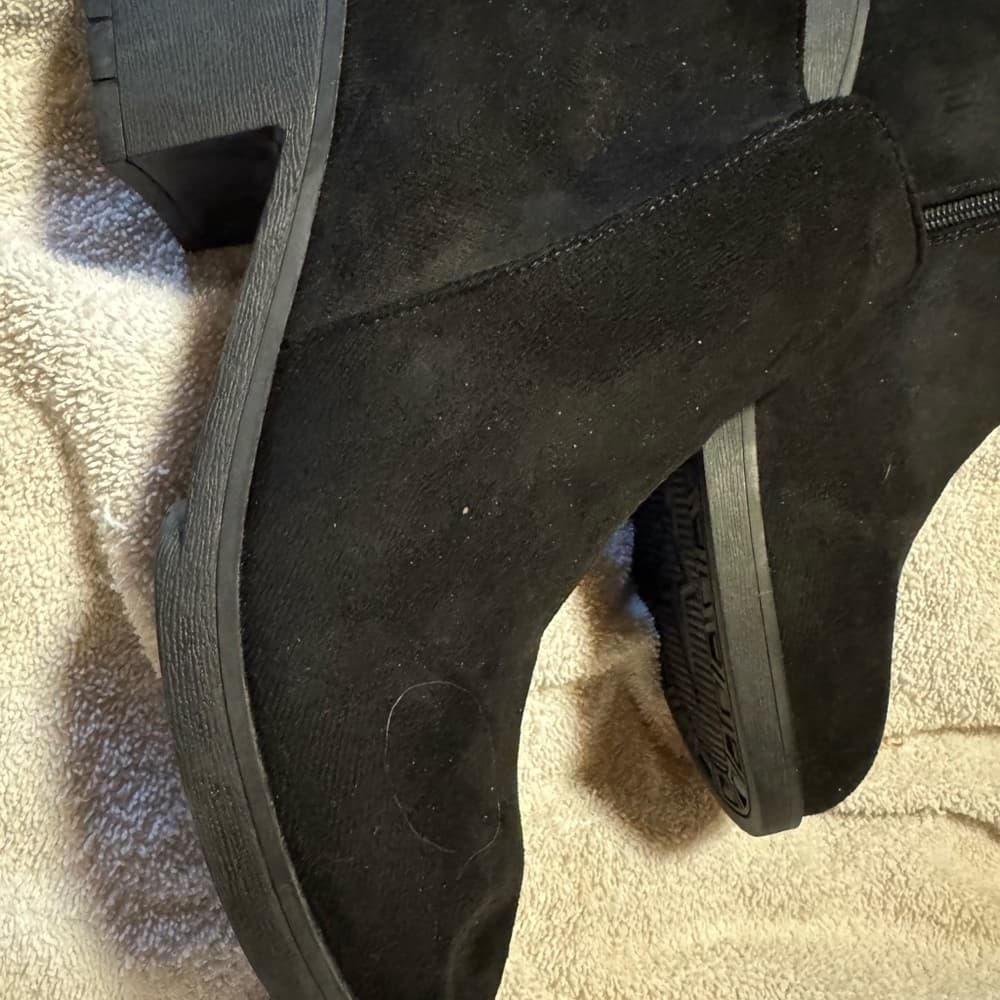 Elegant Black Ankle Boots - Thumbnail 2