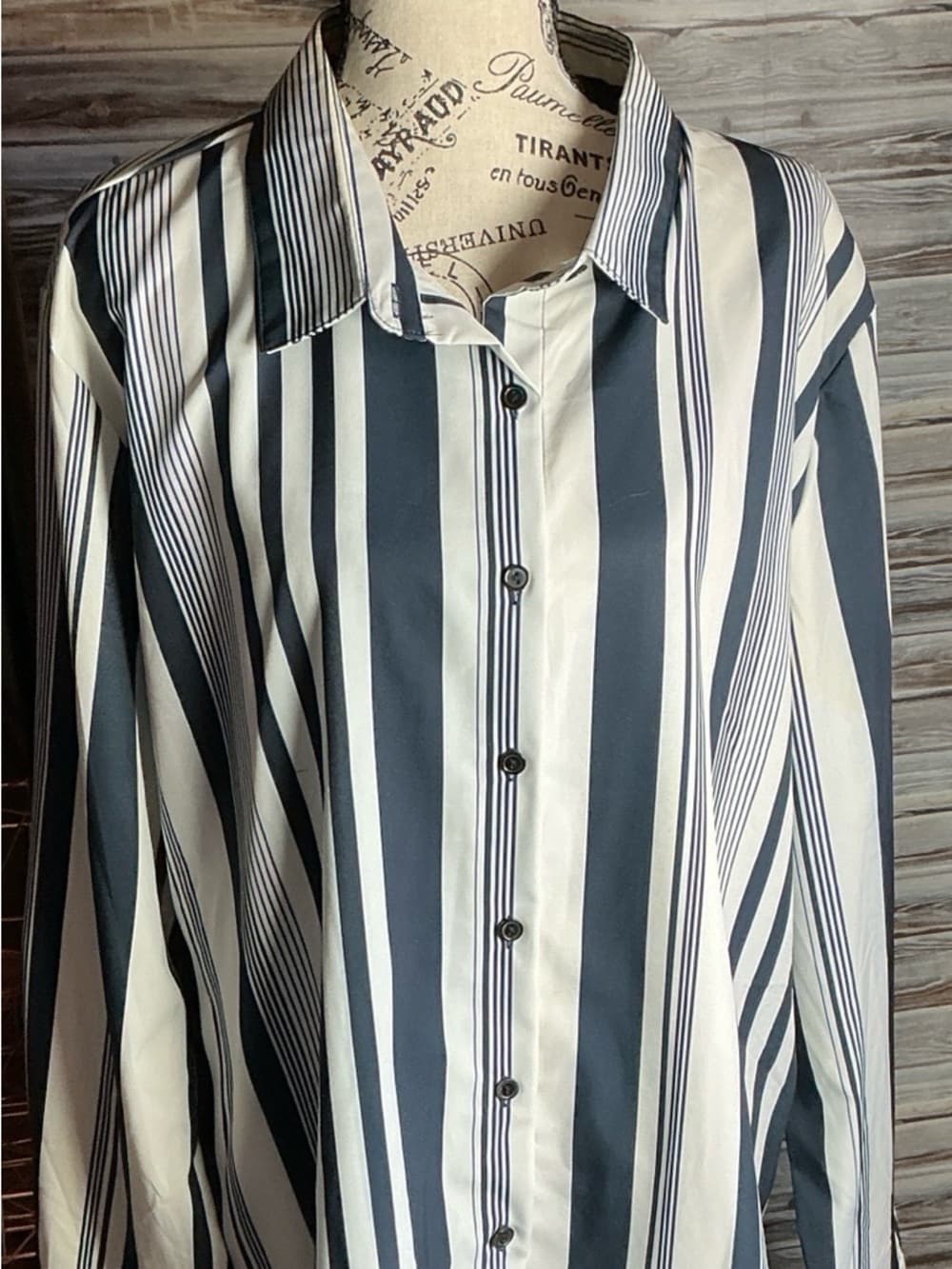 ★ Black White Striped Button Down Blouse Long Sleeve Career Top - Thumbnail 2