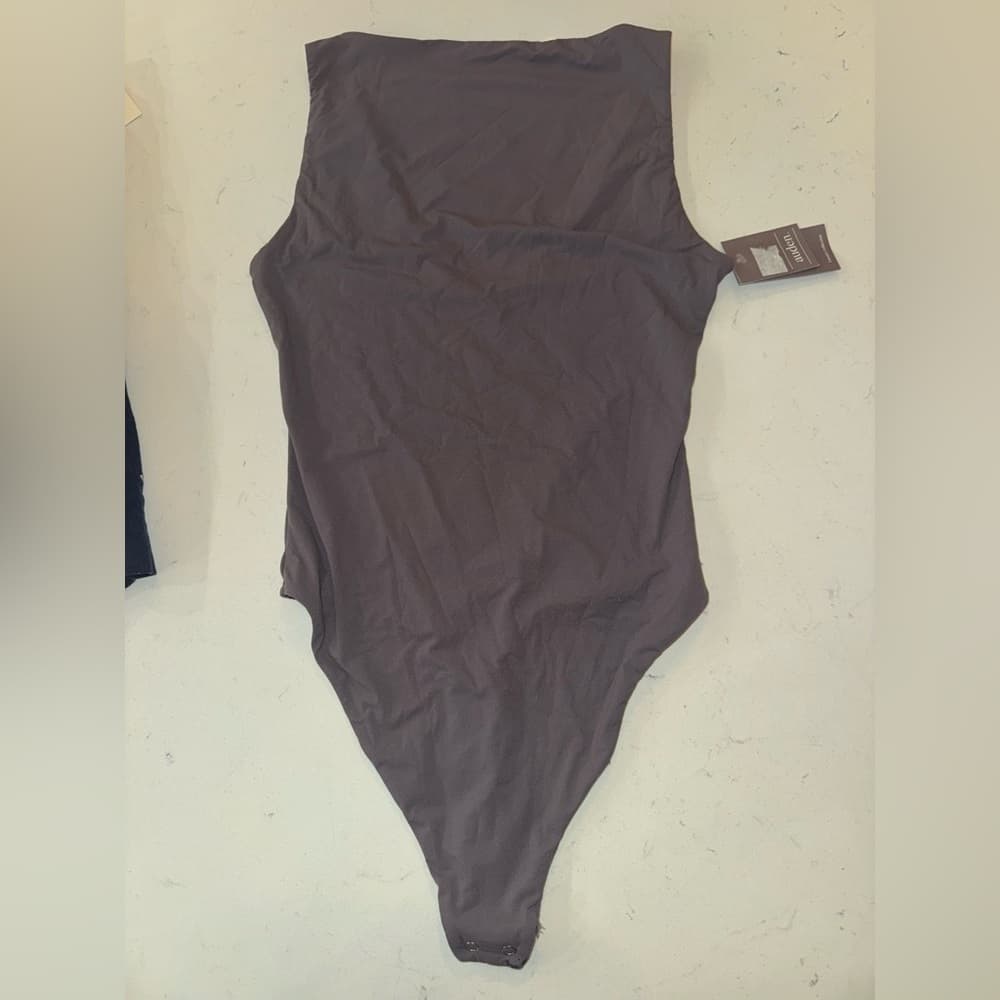 ★ NWT XXL Seamless High Neck Bodysuit Taupe Gray Stretch One Piece - Thumbnail 4