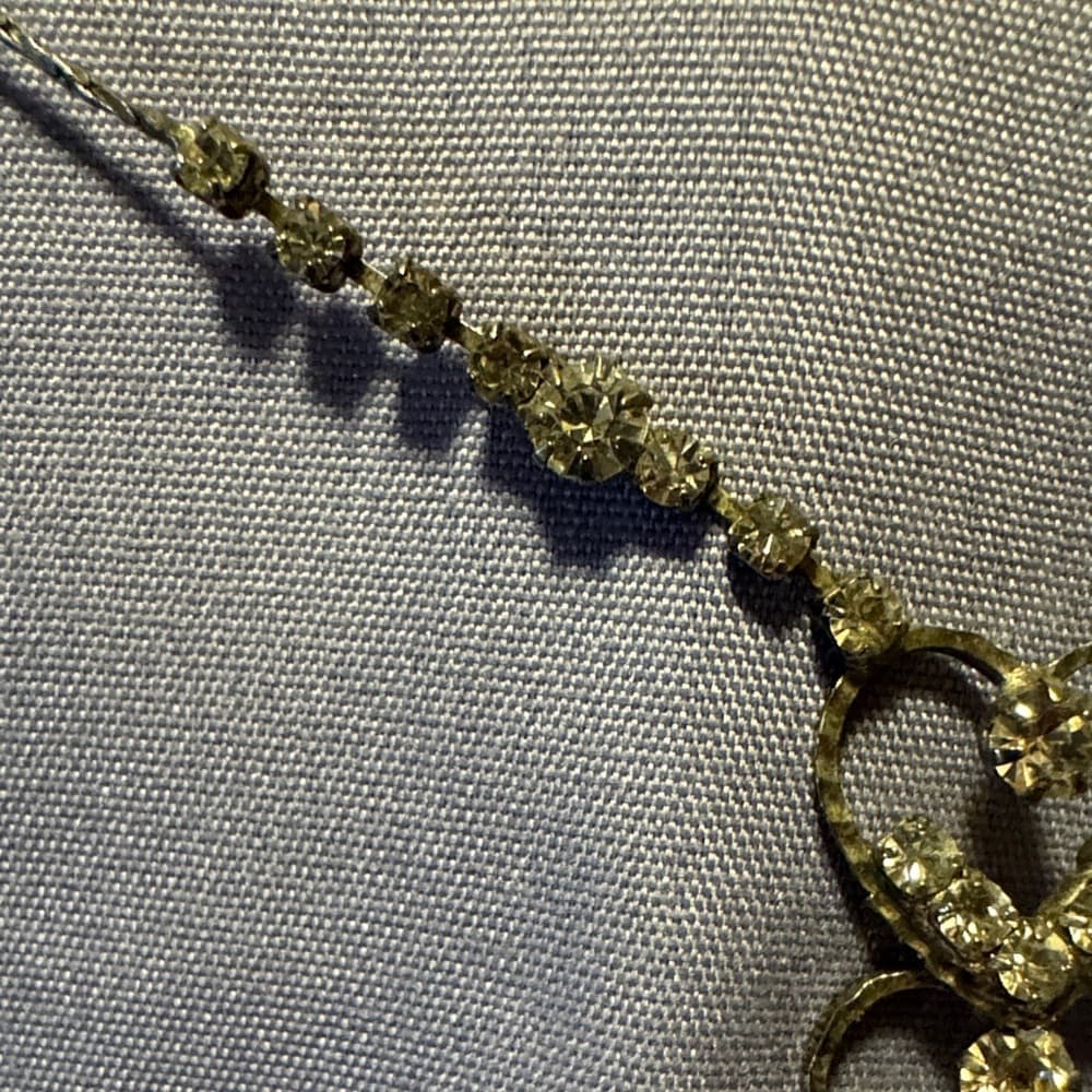 Elegant Gold Heart Necklace - Thumbnail 2