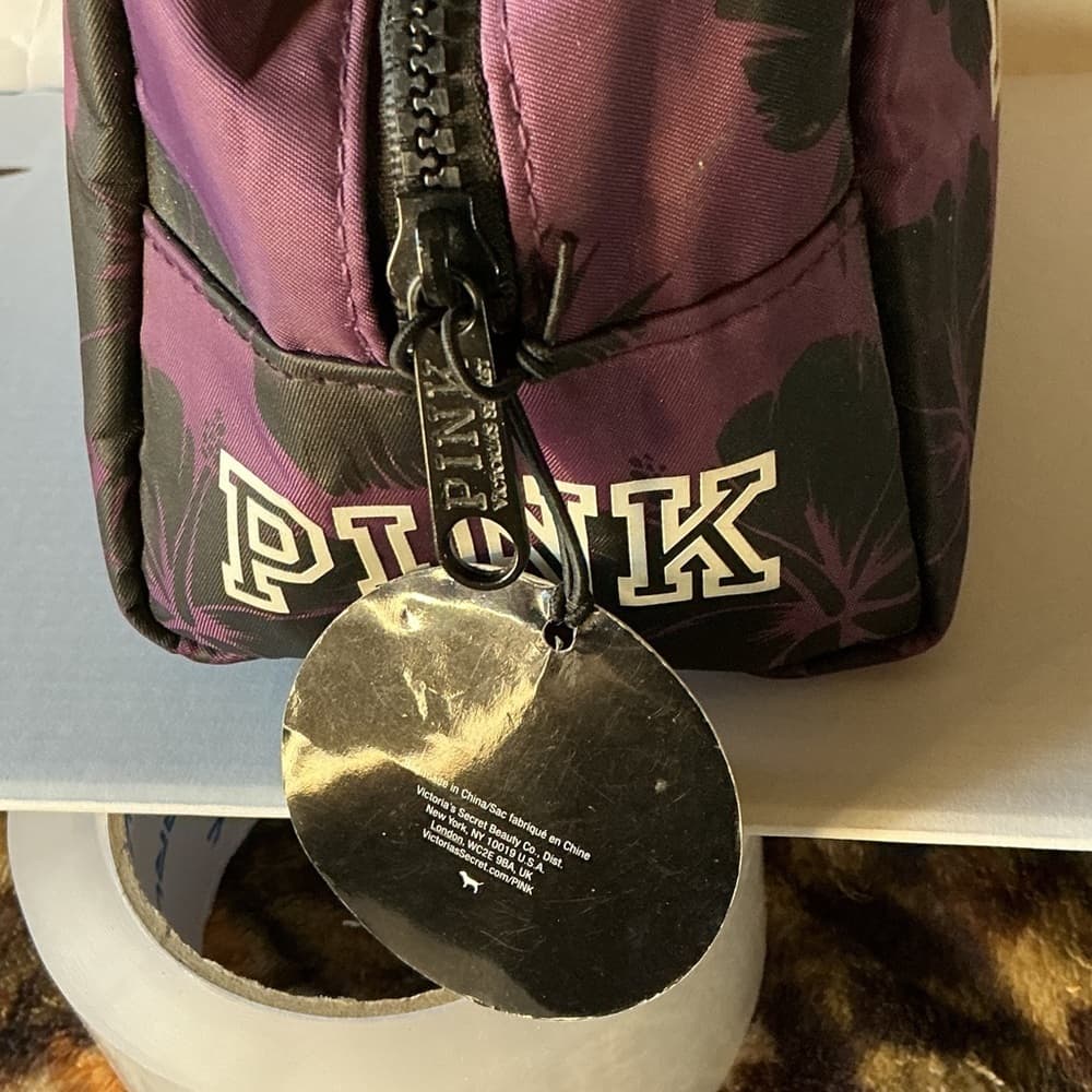 ⭐ Victoria’s Secret PINK Tropical Floral Cosmetic Bag Makeup Travel Pouch - Thumbnail 4