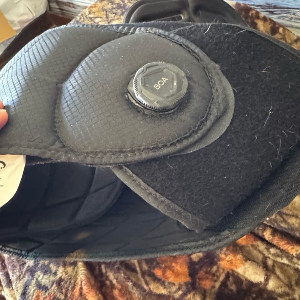 Black Back Brace with abdominal plate - Thumbnail 4