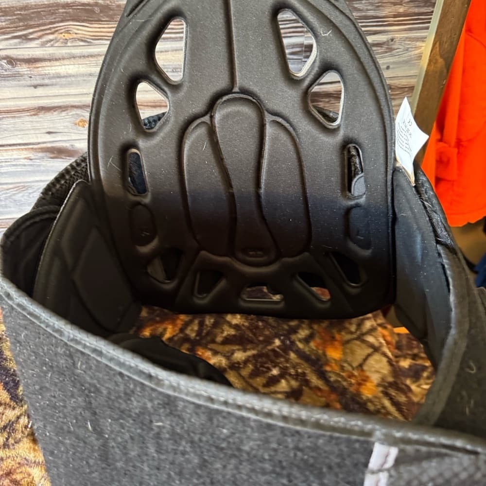 Black Back Brace with abdominal plate - Thumbnail 5