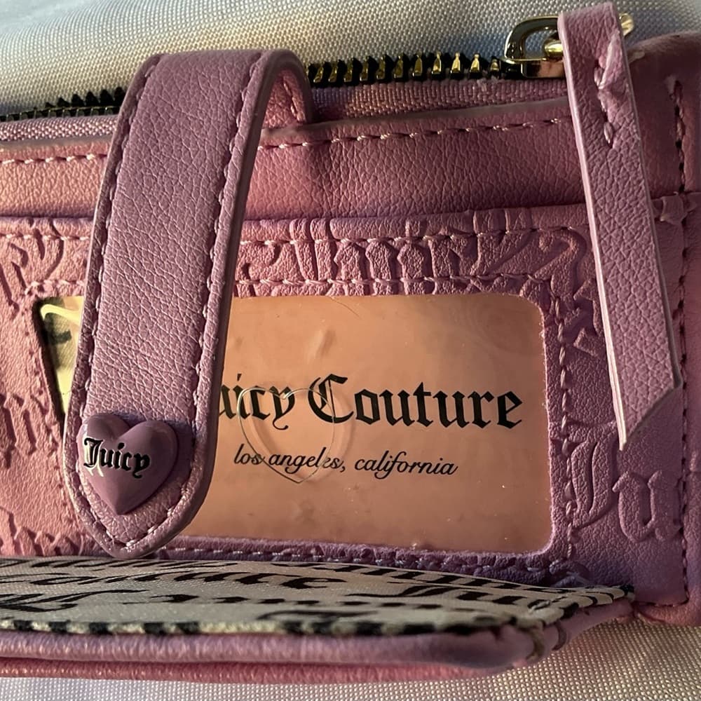 ★💖 Juicy Couture Pink Embossed Logo Wallet Card Holder Wristlet - Thumbnail 6