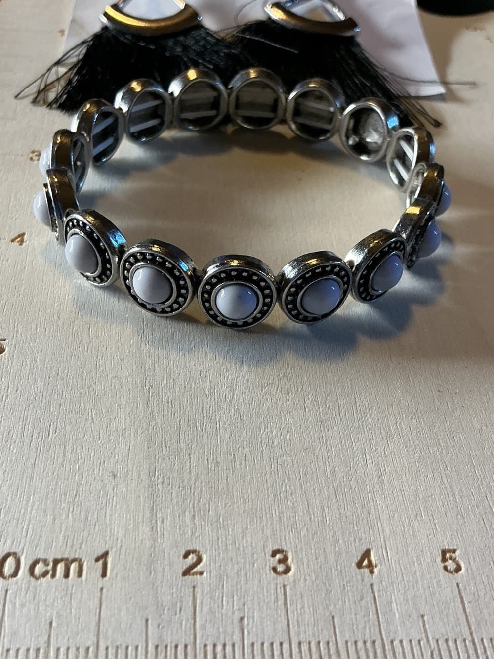 ★ Boho Black Tassel Earrings & Silver Stretch Bracelet Set - Thumbnail 3