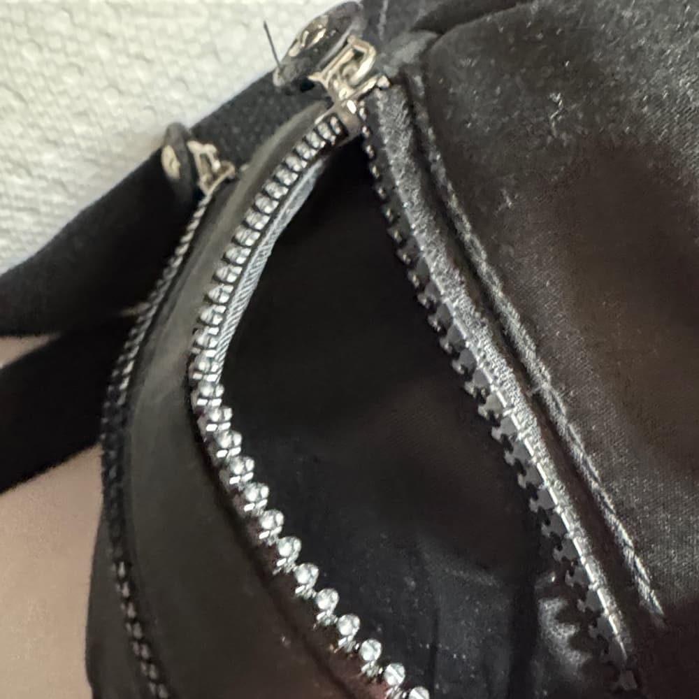 Stylish Black Belt Bag for Men - Thumbnail 6