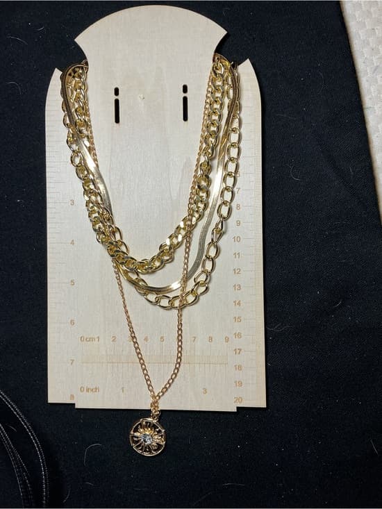 ⭐ Layered Gold Tone Chain Necklace Sunburst Medallion Statement Piece - Thumbnail 5