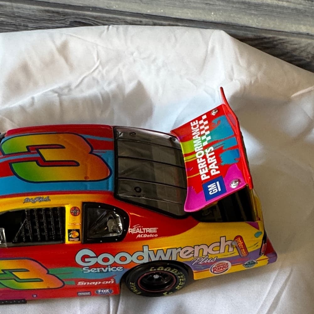 Service Plus Die-Cast Car with Multicolor Design - Thumbnail 5