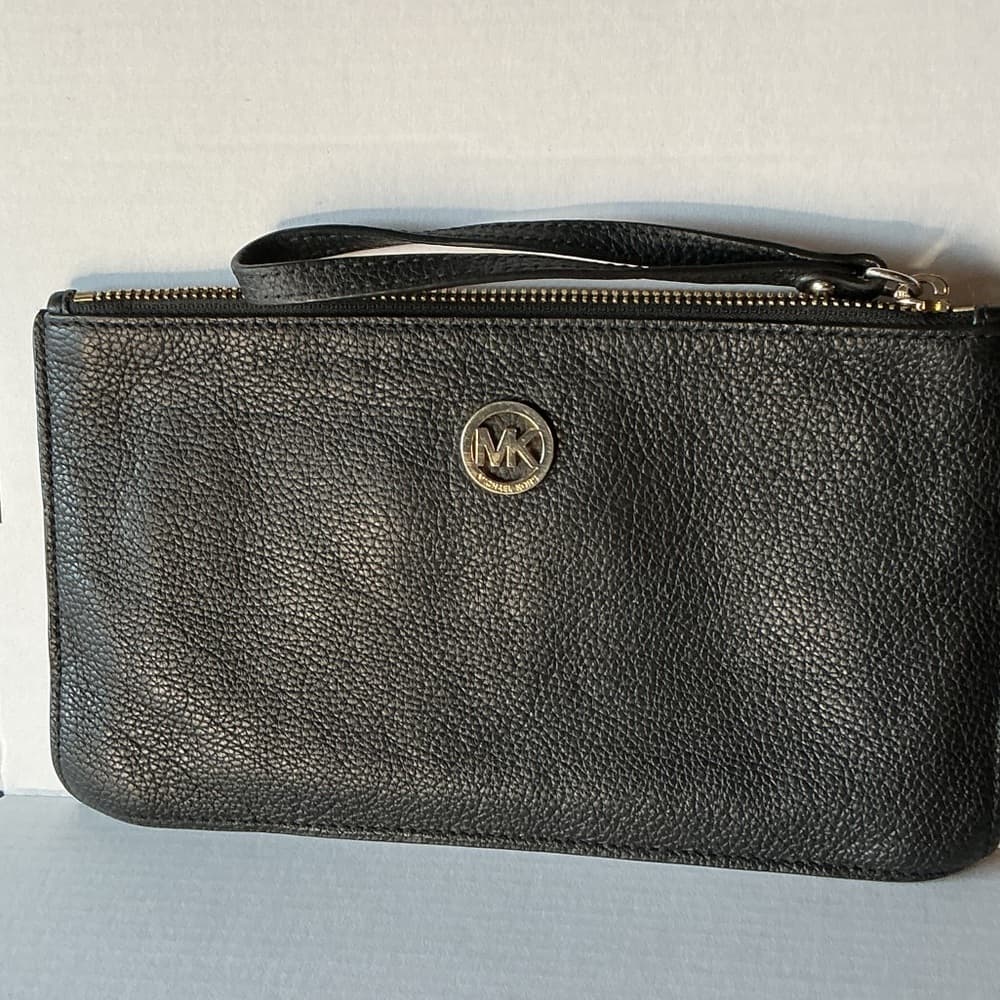 ⭐ Michael Kors Jet Set Black Pebbled Leather Wristlet Large Zip Clutch - Thumbnail 5