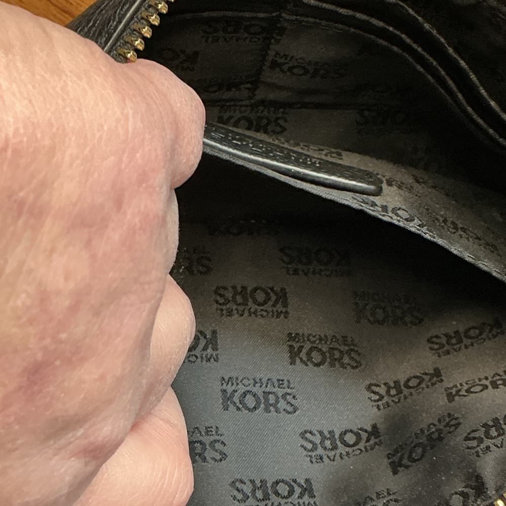 ⭐ Michael Kors Jet Set Black Pebbled Leather Wristlet Large Zip Clutch - Thumbnail 4