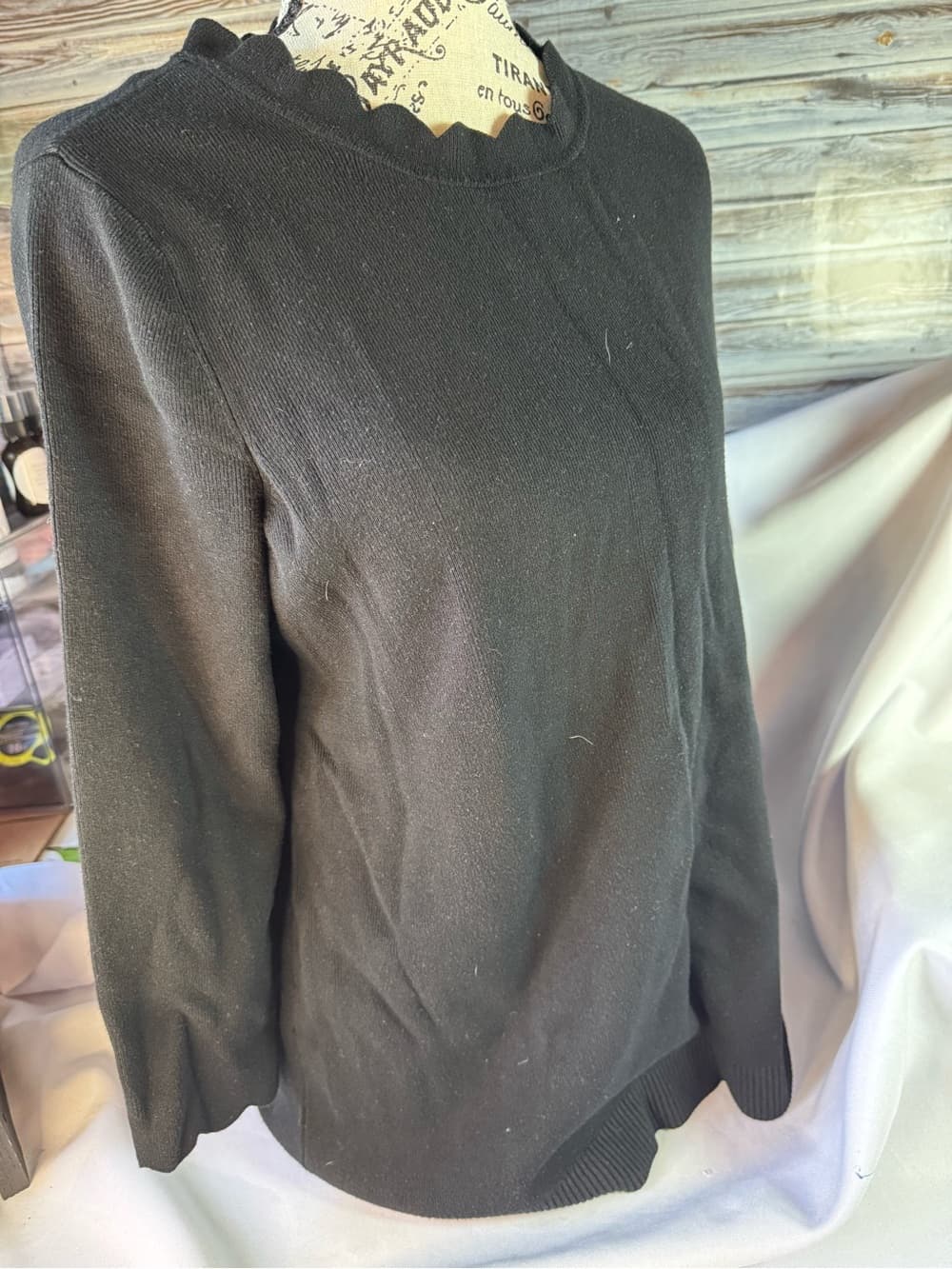 ★ Hawthorn Black Scallop Neck Sweater 1X Classic Chic Pullover
