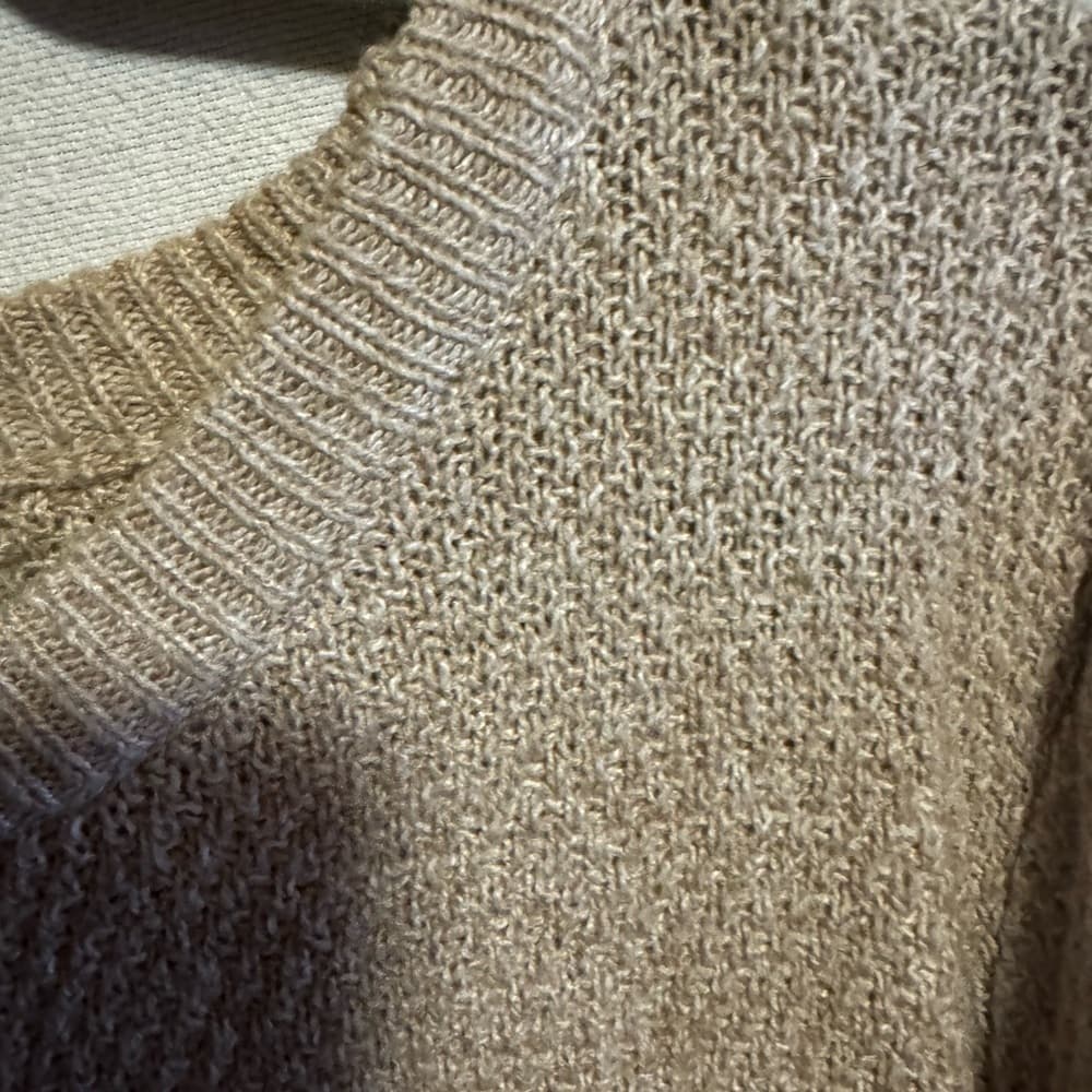 ★ Pink Clover Oatmeal Tan Textured Crewneck Sweater XL Lightweight