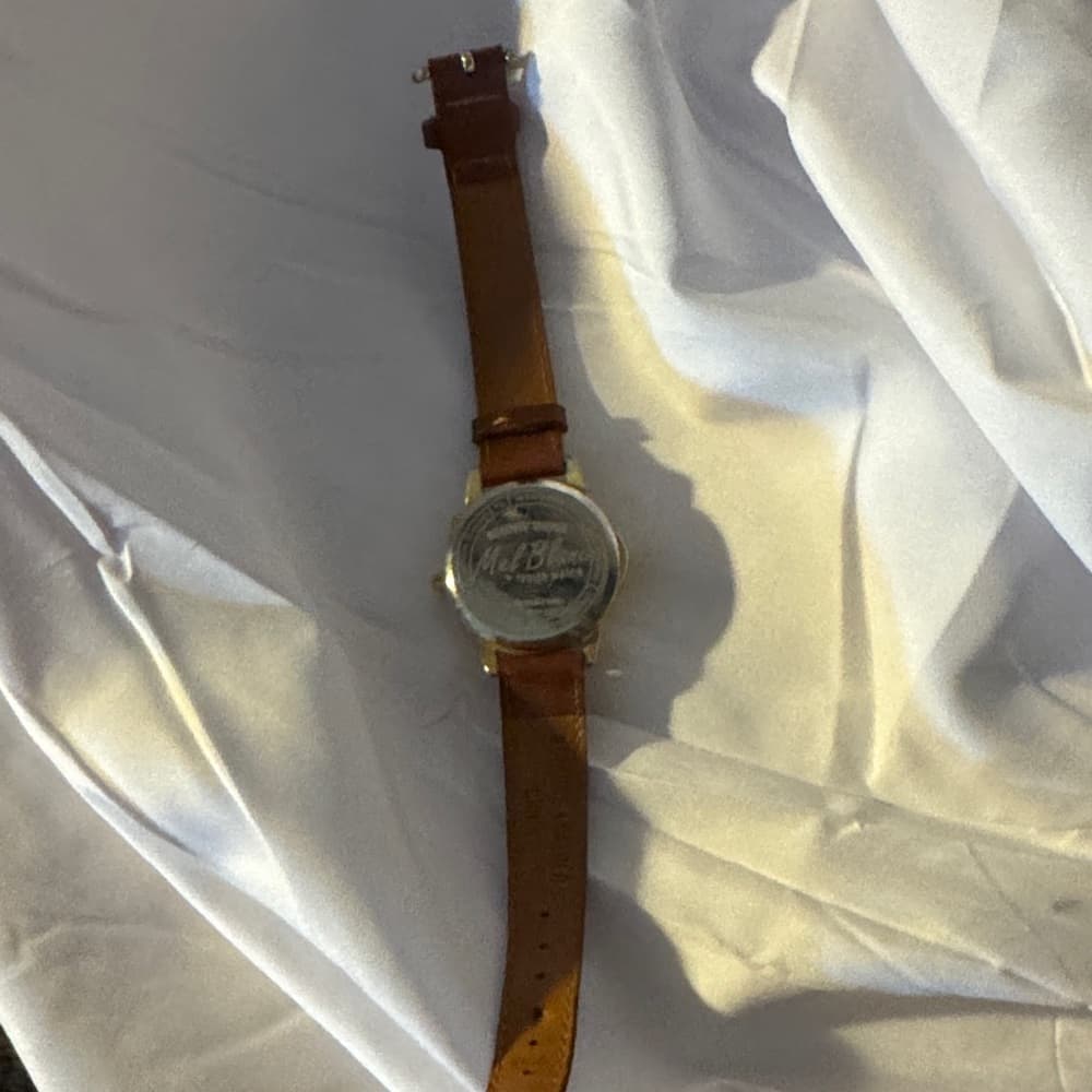 Elegant Brown Leather Strap Watch - Thumbnail 3