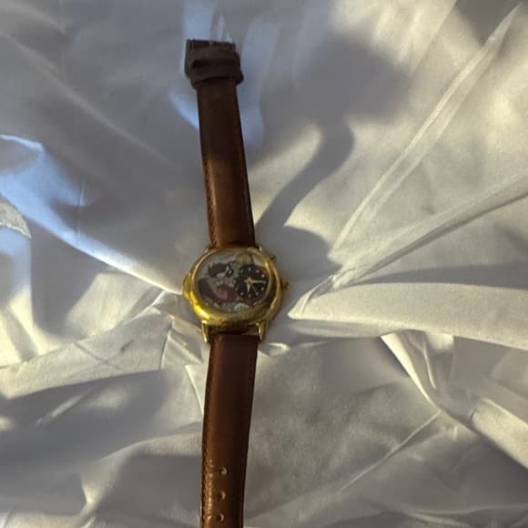 Elegant Brown Leather Strap Watch - Thumbnail 7