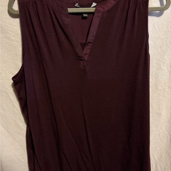 Sleeveless Plum Top - Thumbnail 10