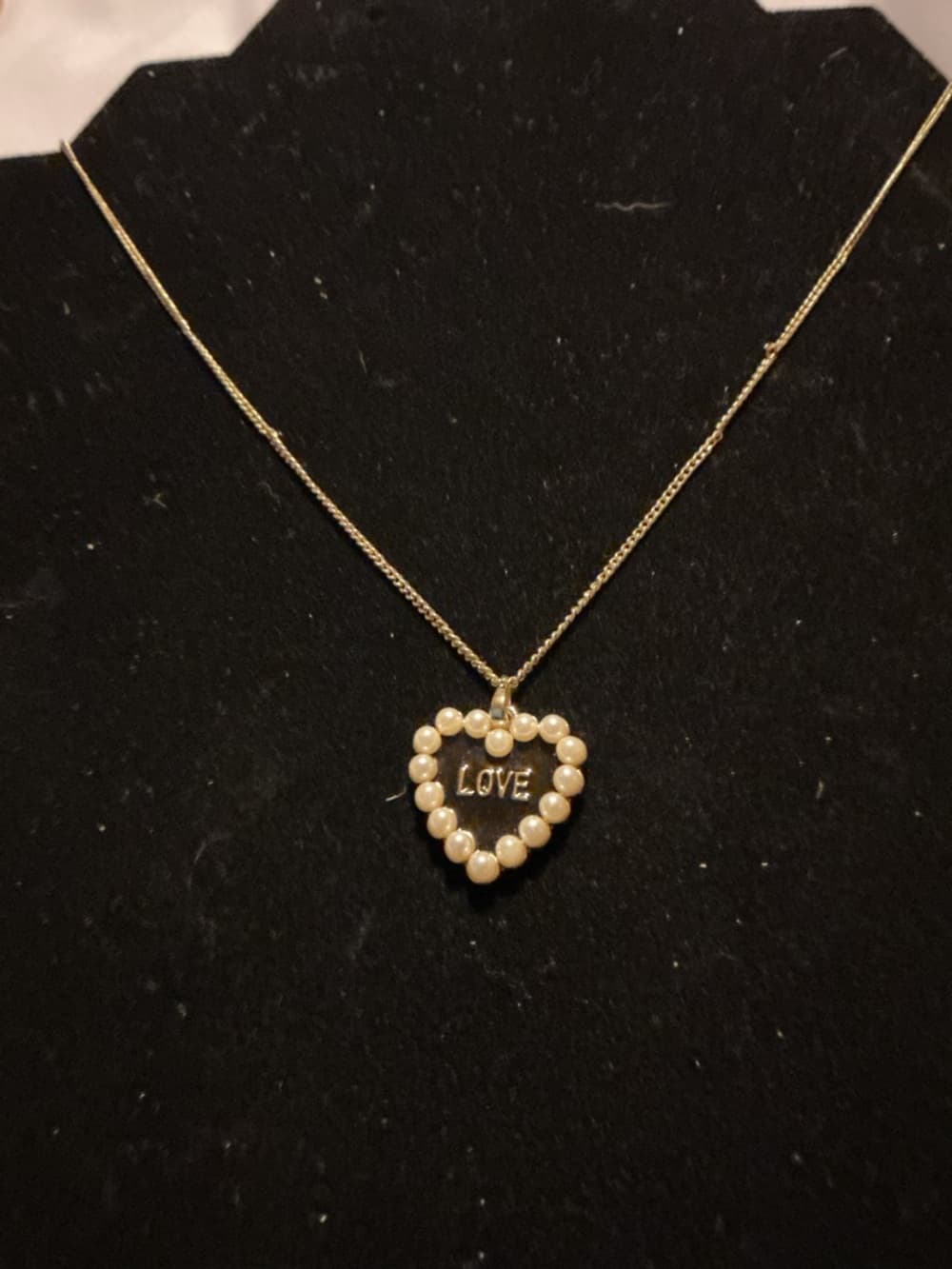 ⭐️Gold Tone Heart LOVE Pendant Necklace Faux Pearl Romantic Cute - Thumbnail 3