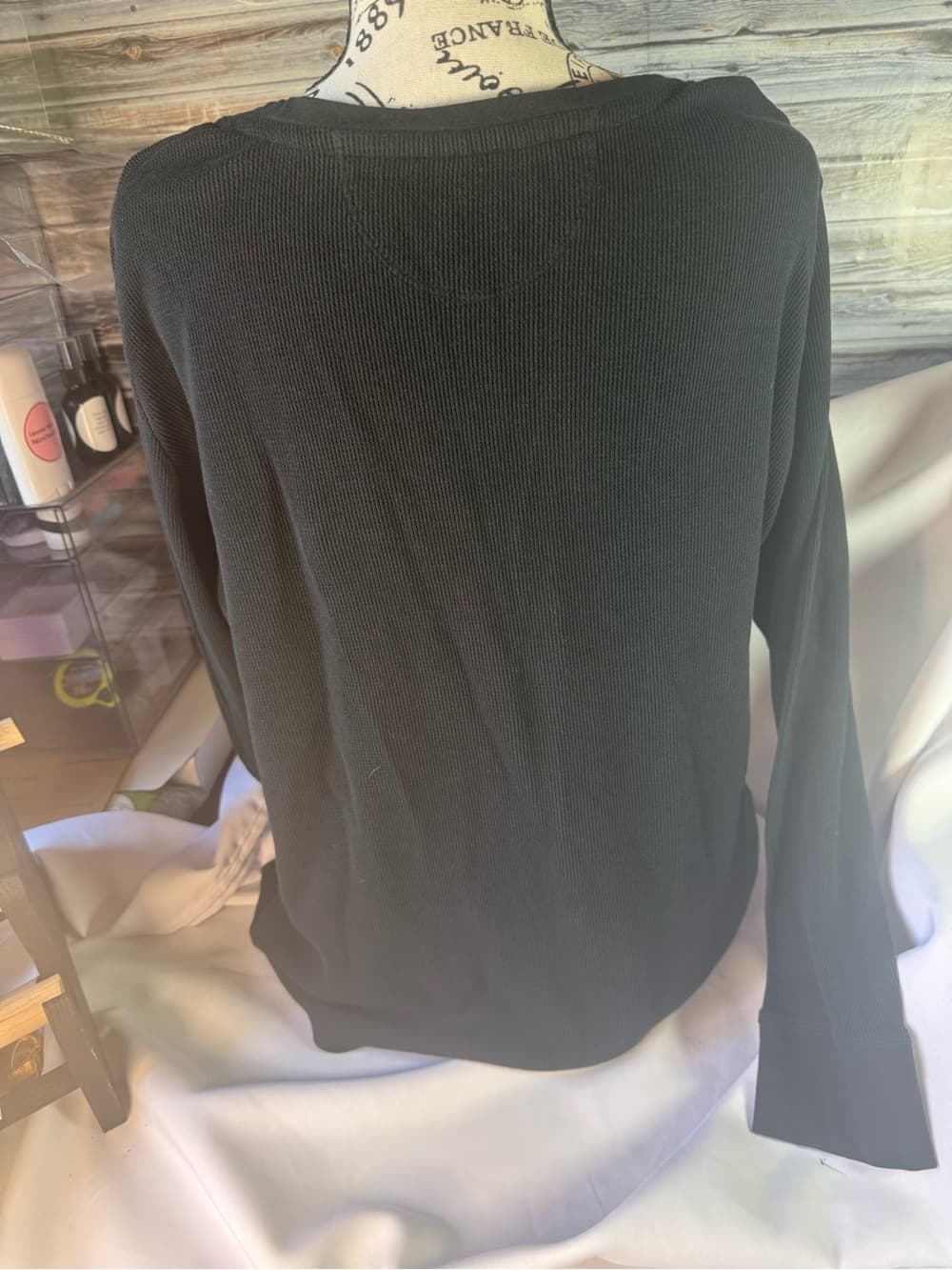 ⭐️Women's Black Ribbed Button Henley Sweater - Thumbnail 4