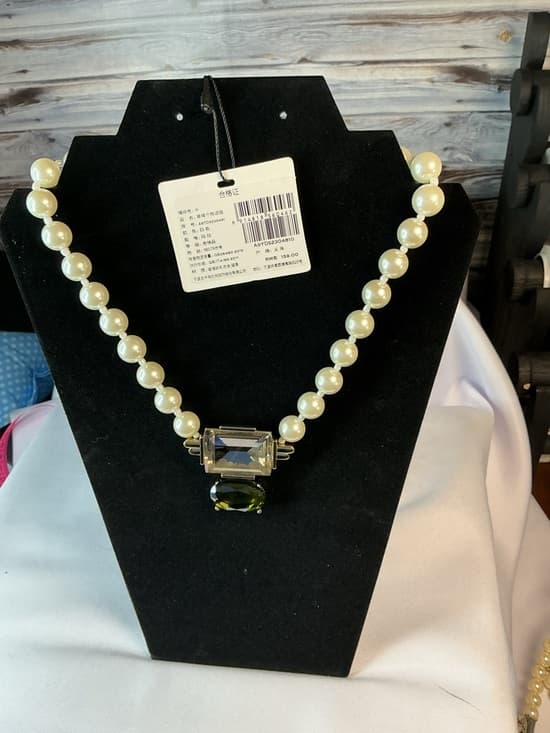 Faux Pearl Statement Necklace Large Crystal Pendant Gold Tone - Thumbnail 5