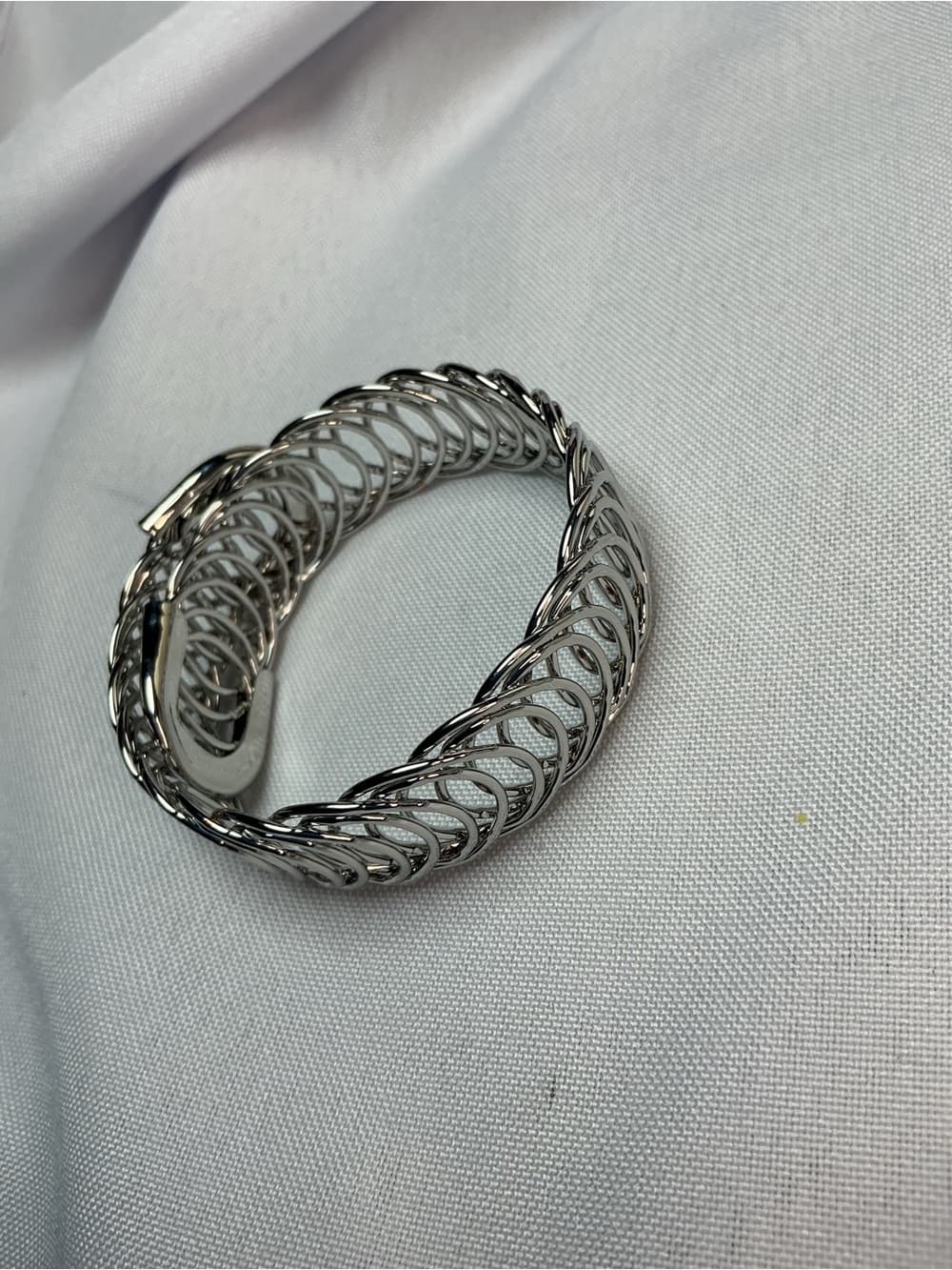 ★ Silver Twist Coil Cuff Bracelet Modern Statement Bangle - Thumbnail 2