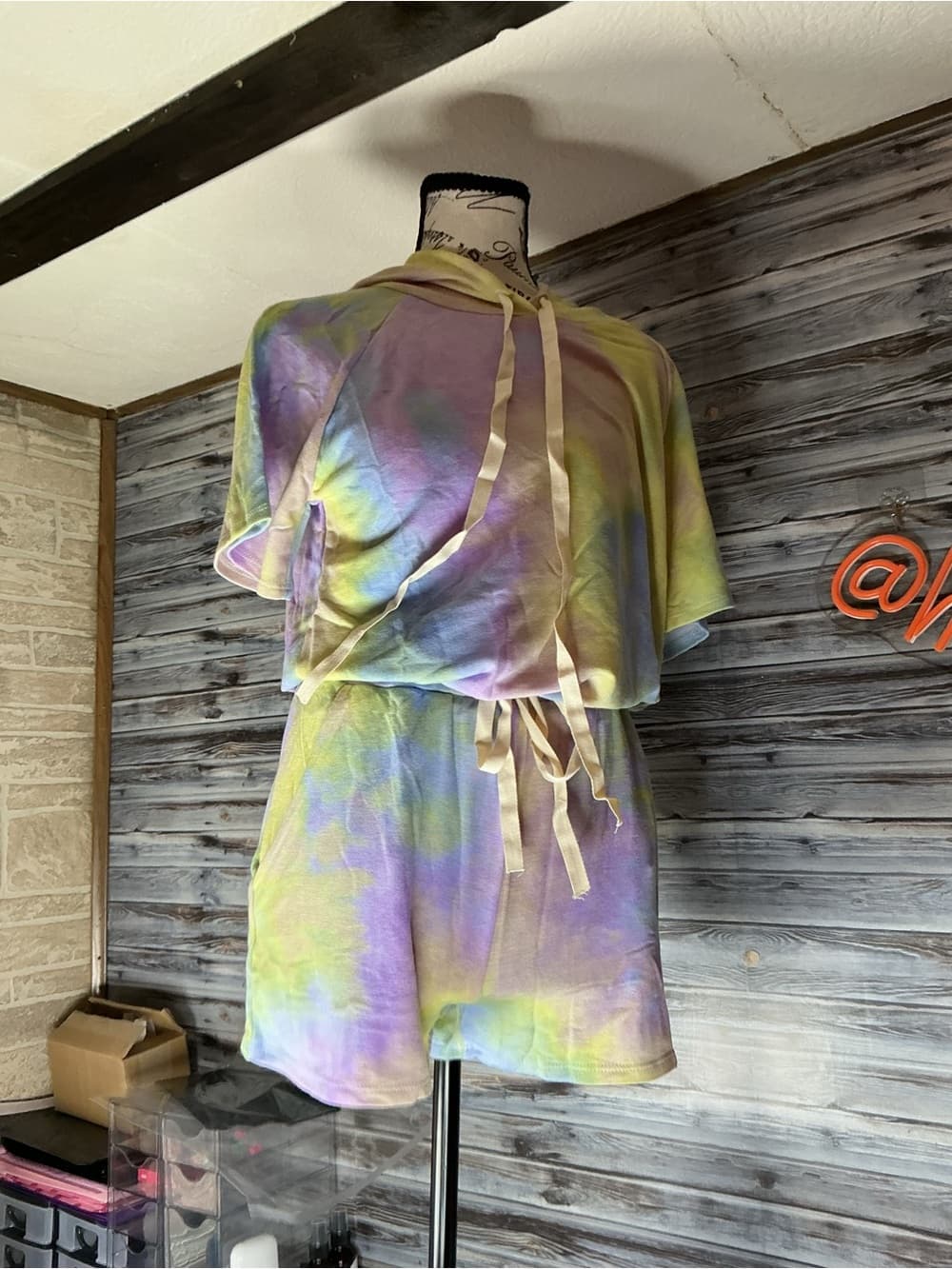 ★ Pastel Tie Dye Lounge Set Hooded Top & Shorts Cozy Chic - Thumbnail 5