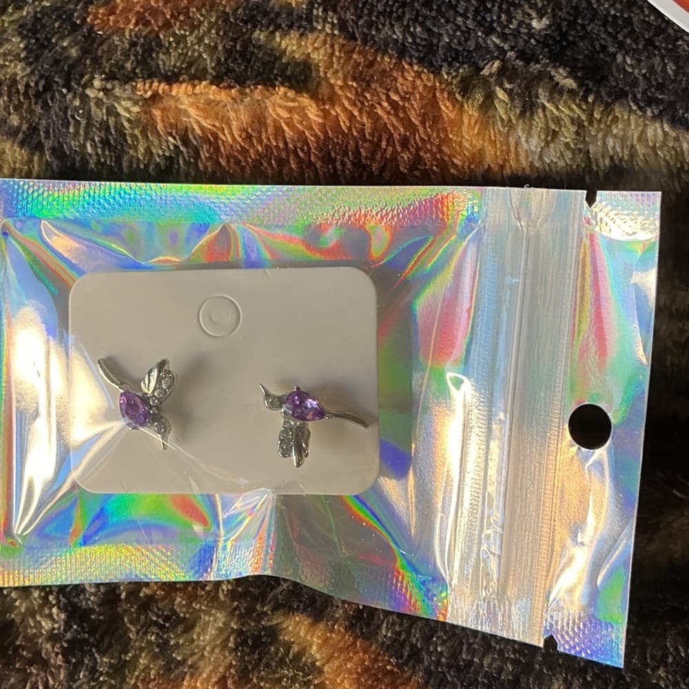 ⭐ Purple Crystal Hummingbird Earrings Silver Tone Rhinestone Studs