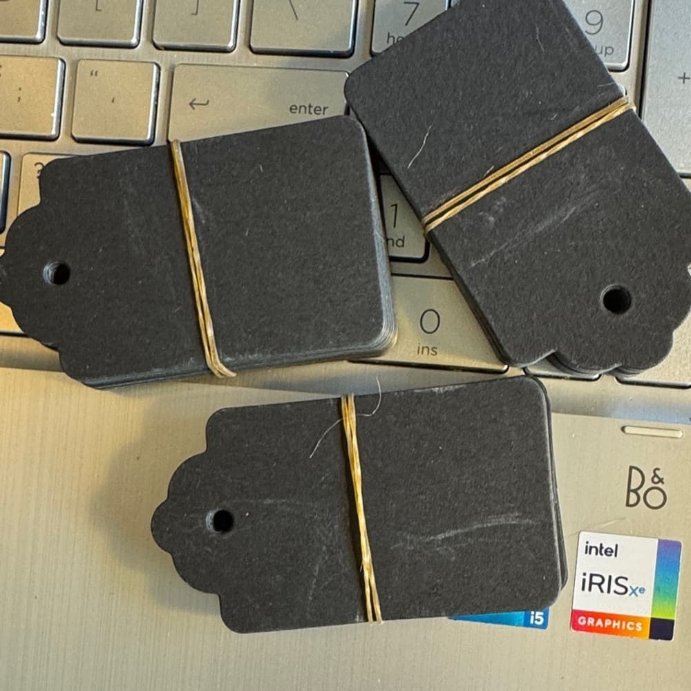 25 Black Gift Tags Blank Kraft Hang Tags with String Set - Thumbnail 2