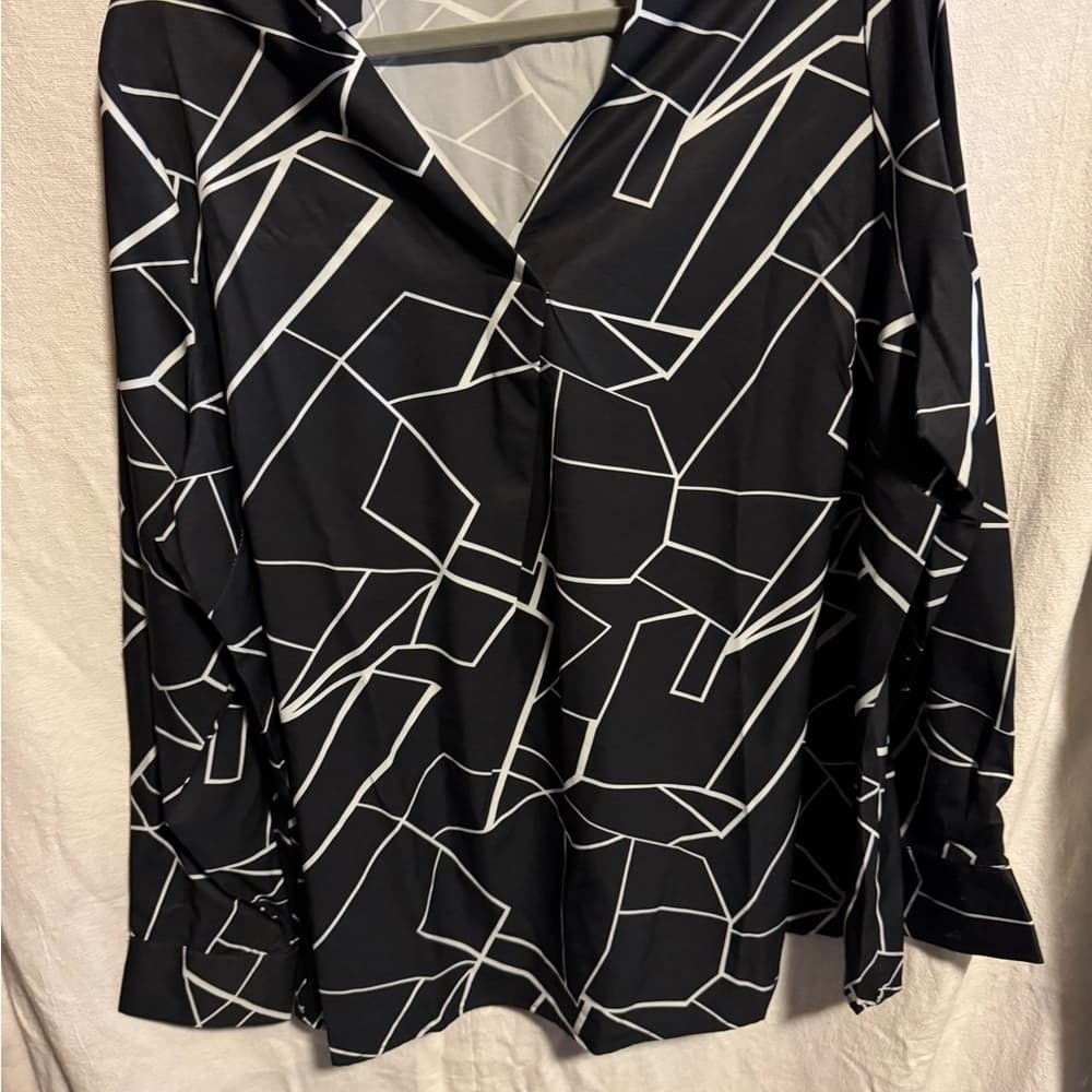 Geometric Black and White Women's Top - Thumbnail 6