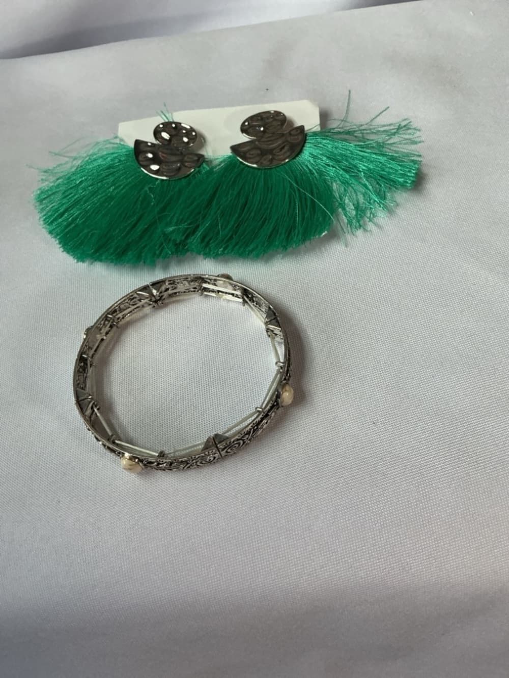 Green Feather Fringe Statement Earrings and Silver-Tone Filigree Bracelet Set