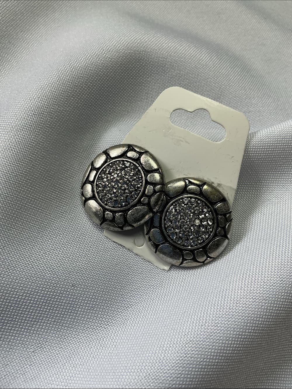 ⭐ Vintage Silver Rhinestone Statement Stud Earrings Bold Glam - Thumbnail 2